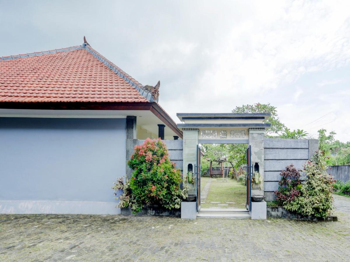 Oyo 90711 Blembong Homestay Jimbaran Exterior foto